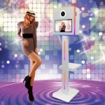 فوتوبوث TechnoWhale TW-156X بشاشة لمس LCD بحجم 15.6 بوصة مع شريط إضاءة RGB في الجهة الأمامية وعلى جانبي الجسم، بالإضافة إلى ضوء حلقي وكاميرا Canon 2000D يأتي مع حامل صغير للطابعة - Image 9